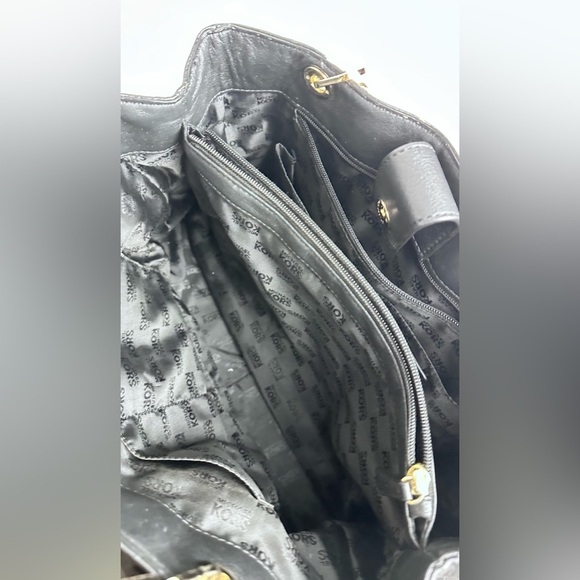 Michael Kors Tote Fulton Chain Black  SOFT Pebbled  Leather Shoulder Bag Tote - Picture 3 of 4